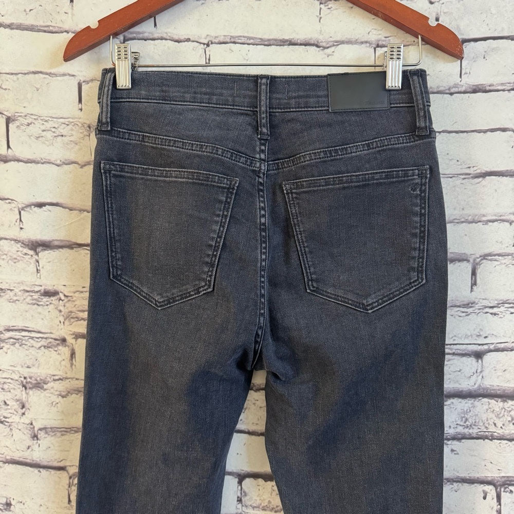 Madewell 10" High-Rise Skinny Jeans in Robert Wash Button-Front Edition Size 27 - Picture 7 of 7